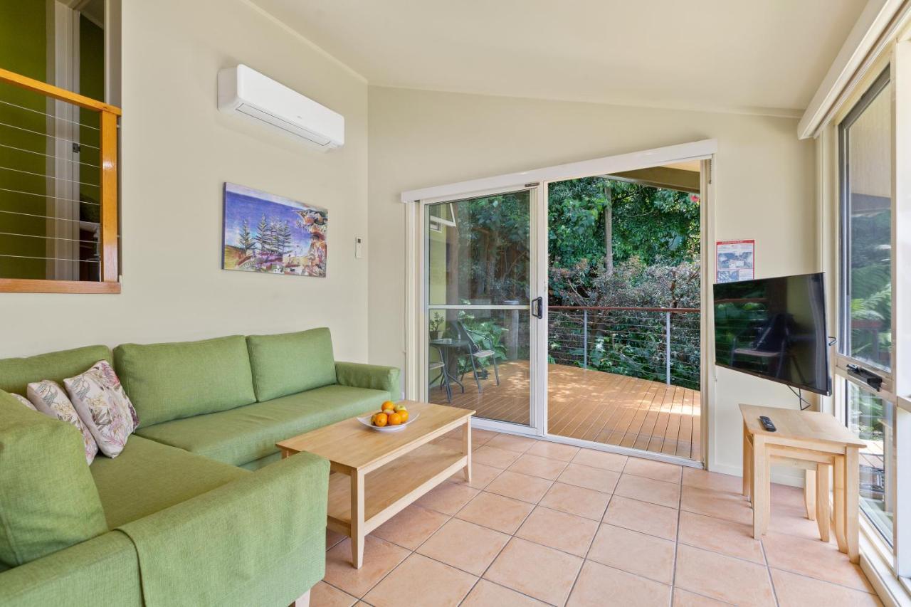 Tathra Beach House Holiday Apartments ภายนอก รูปภาพ