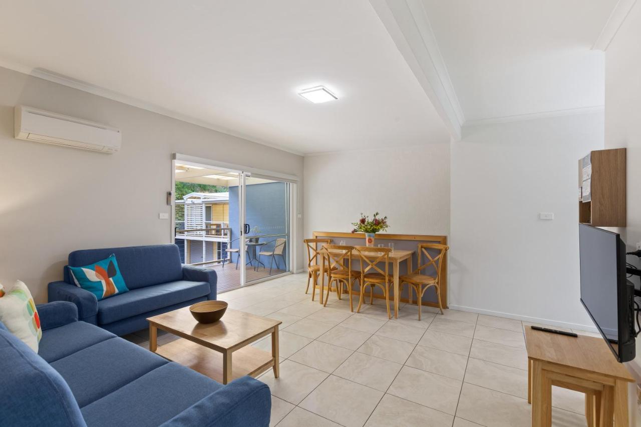 Tathra Beach House Holiday Apartments ภายนอก รูปภาพ